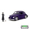 JADA - 1/24 - VOLKSWAGEN - BEETLE MAGGIOLINO CUSTOM WITH WEDNESDAY ADDAMS & THING FIGURE 1959 - BLUE BLACK