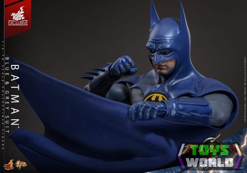 The Flash Movie Masterpiece Action Figura 1/6 Batman (Blue & Grey Suit) Limited Edition Hot Toys Exclusive 30 cm